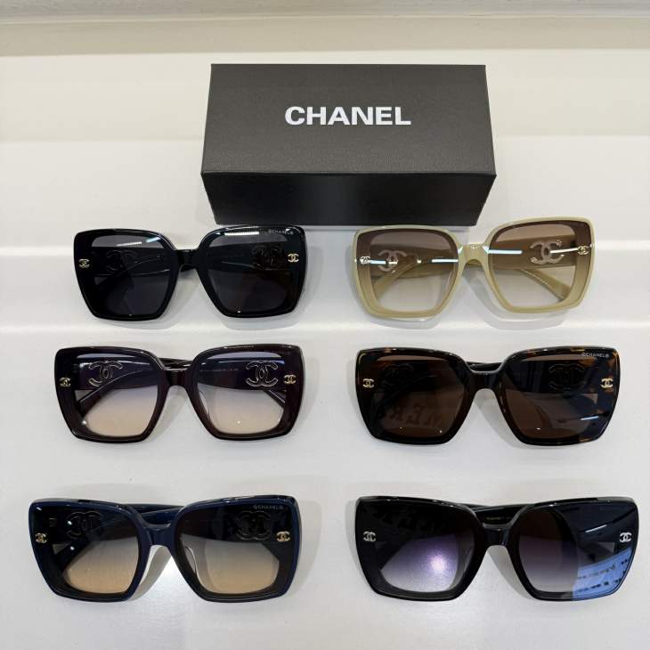 Picture of Chanel Sunglasses _SKUfw79165548fw